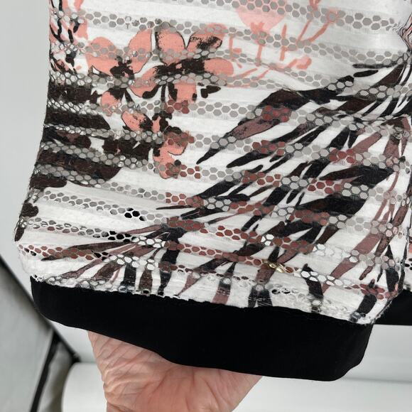 Le Chateau VINTAGE Skirt Womens Sz 6 White Pink Floral A-Line Lined Perforated - Picture 4 of 10